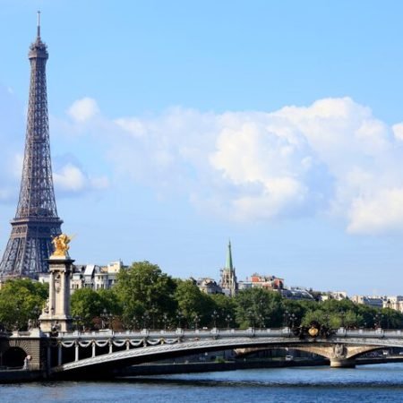 paris-eiffel-tower-with-bridge_1101-916